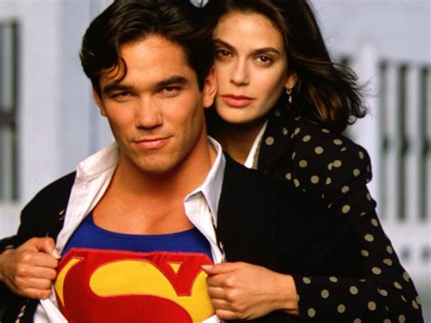 Lois & Clark: Yeni Bir Superman Çağı; Üstün Güçlü Kahraman ve Gazetecilik Tutkusunun Harika Karışımı!